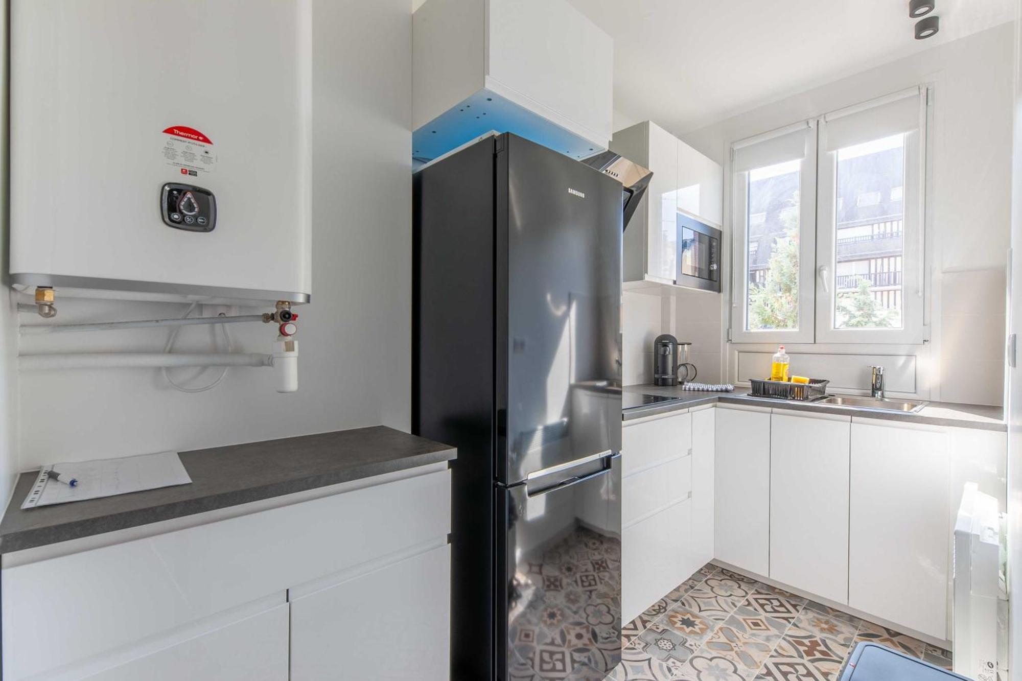 Studio Sleeps 4 With Terrace, 500M Place Morny Deauville Esterno foto